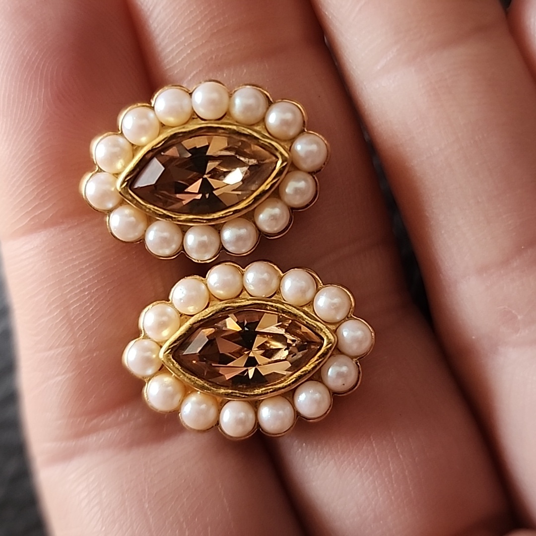 Vtg Earrings